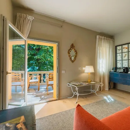 Palazzo Lucchini Bed & Breakfast 4*